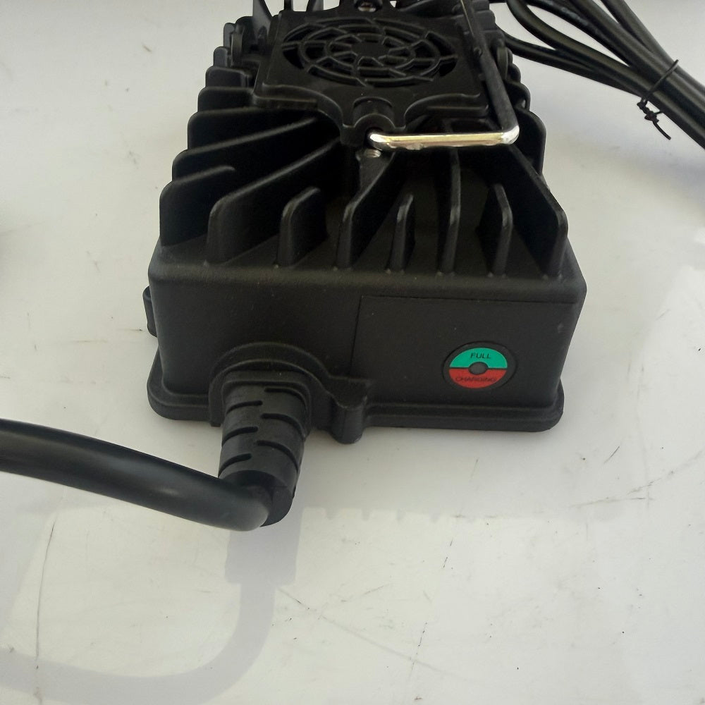 QA450B 84V 5A Fast Lithium Battery Charger (110V US Plug)